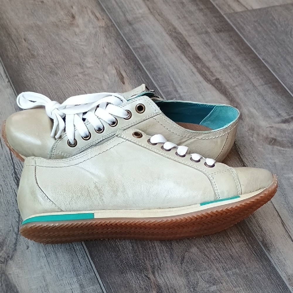 Roan By Bed Stu Women's Cream Tan Leather Sneakers - Picture 4 of 9